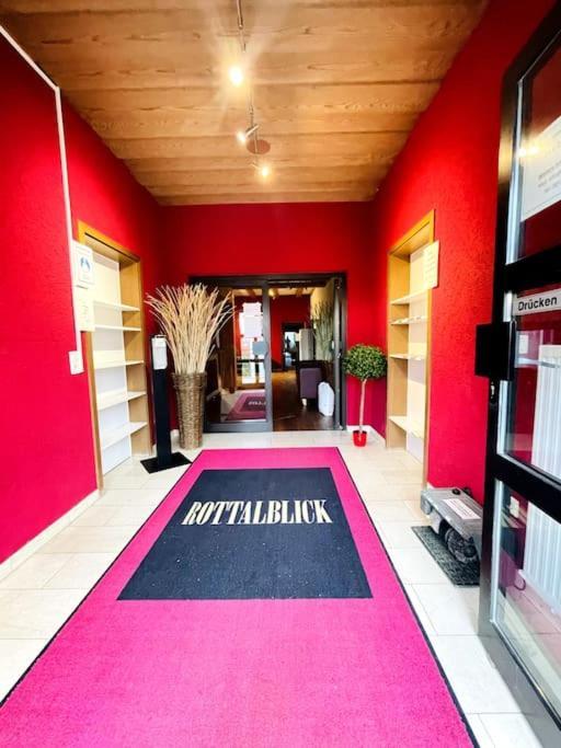 Fewo 20 - Appartement Im Rottalblick - Youngmodern Wohnen Mit Bademantelgang Zur Therme, Tv, Balkon Und Persoenlichem Gaesteempfang Von Astarte Estate バート・グリースバッハ エクステリア 写真