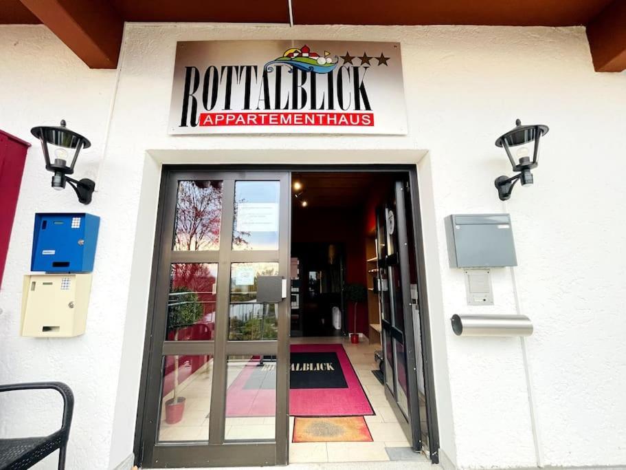 Fewo 20 - Appartement Im Rottalblick - Youngmodern Wohnen Mit Bademantelgang Zur Therme, Tv, Balkon Und Persoenlichem Gaesteempfang Von Astarte Estate バート・グリースバッハ エクステリア 写真
