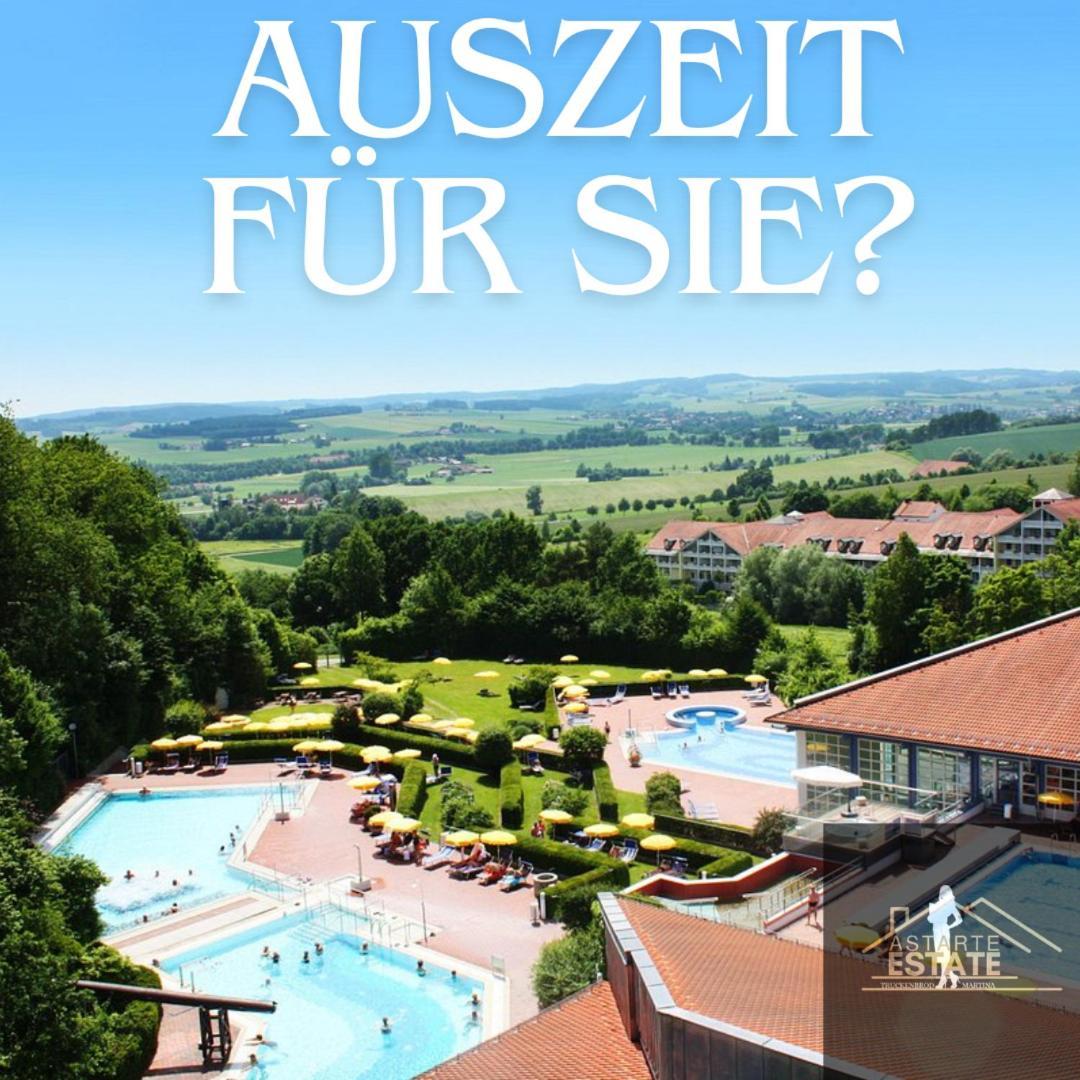 Fewo 20 - Appartement Im Rottalblick - Youngmodern Wohnen Mit Bademantelgang Zur Therme, Tv, Balkon Und Persoenlichem Gaesteempfang Von Astarte Estate バート・グリースバッハ エクステリア 写真